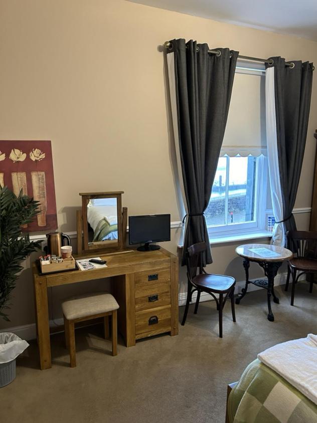 플리머스 Admiral Macbride B&B 외부 사진